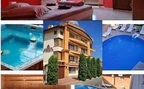 Семеен Хотел Илиевата Къща